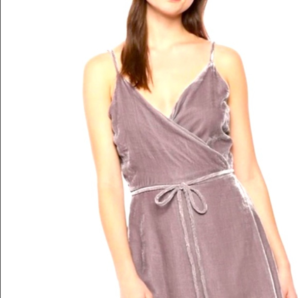 Cup cake and cashmere Velvet Tie to wrap mini dress, adjustable back straps - Picture 1 of 4